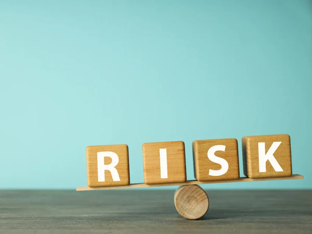 鼓膜切開のリスクと注意点